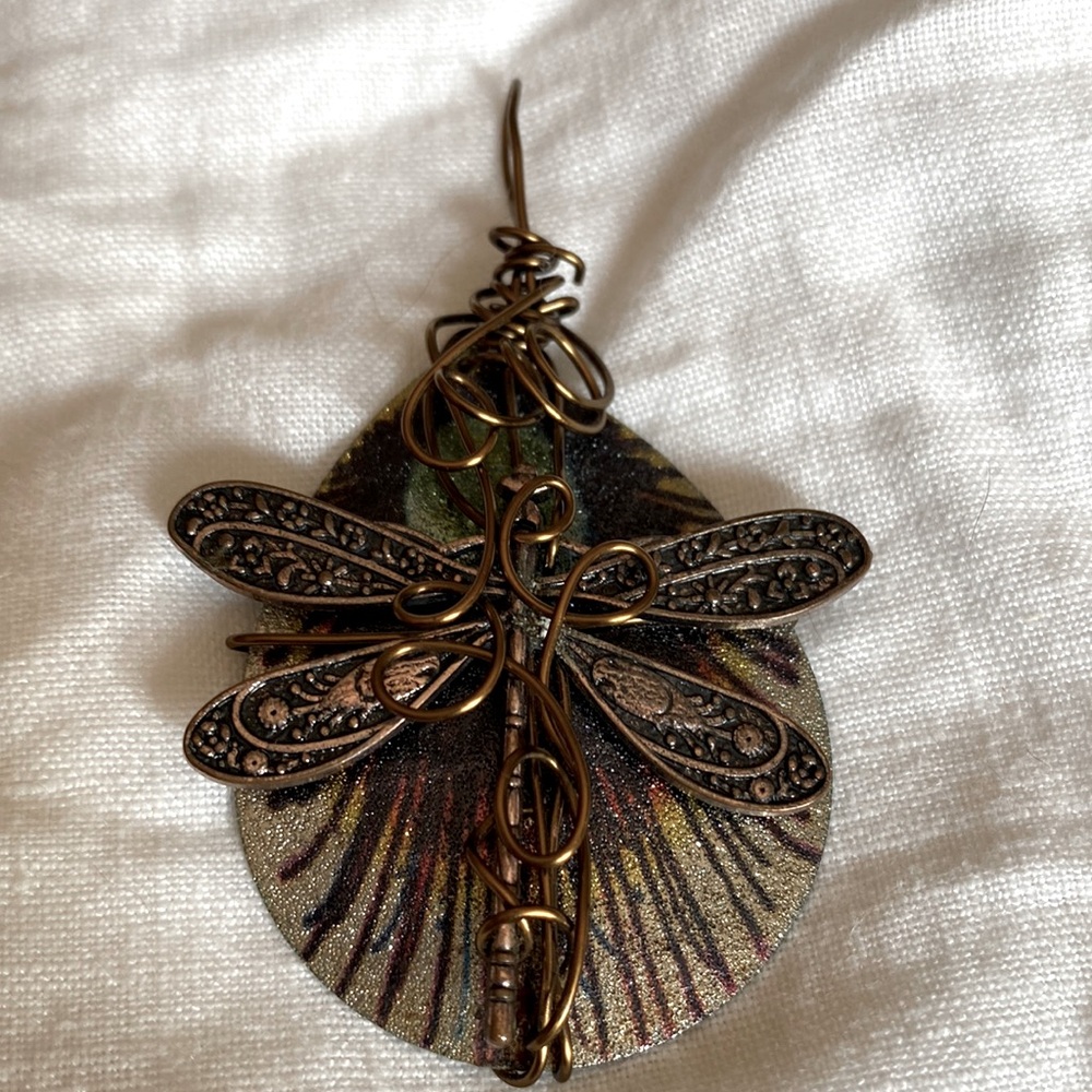 Handmade Shell Wire Wrapped Dragonfly Necklace